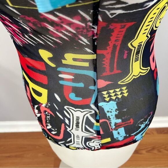 Sheer mock turtleneck short sleeve alphabet graphic print bodysuit - 1X‎ - Picture 6 of 12